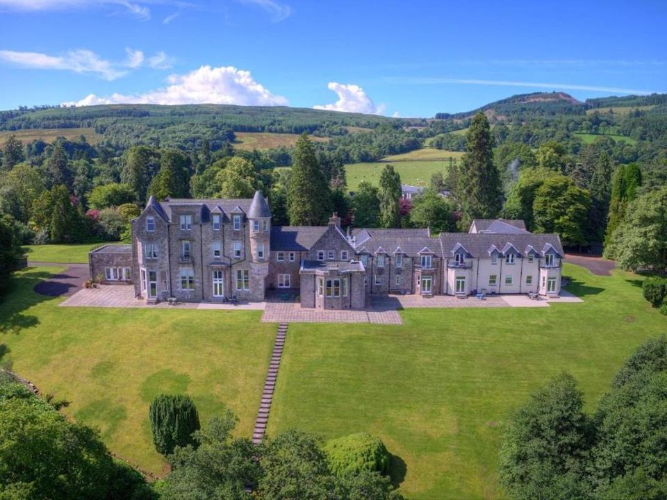 Апартаменты Lomond Castle Penthouse Лусс Экстерьер фото
